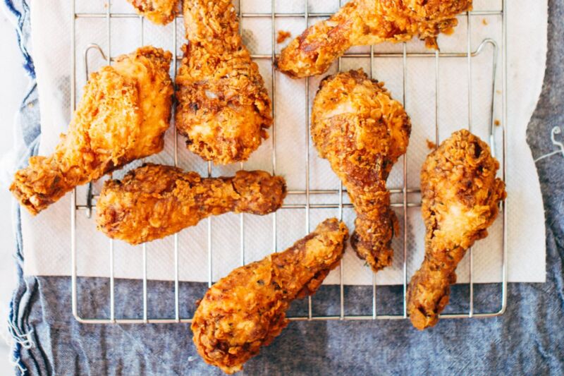 How to Reheat Fried Chicken