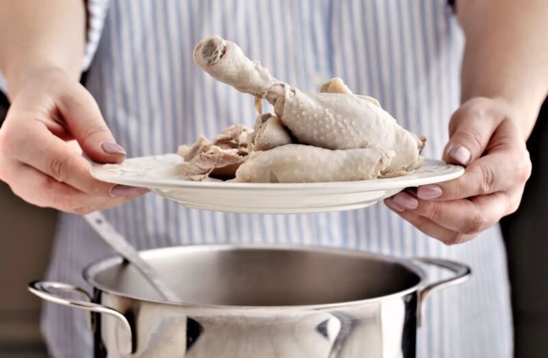 How Long to Boil Chicken Legs