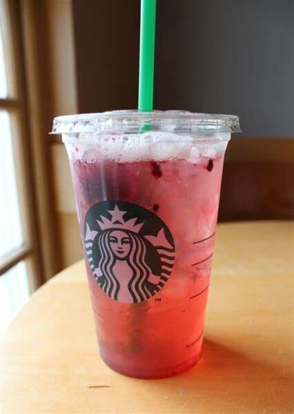 How Much Caffeine is in a Starbucks Refresher