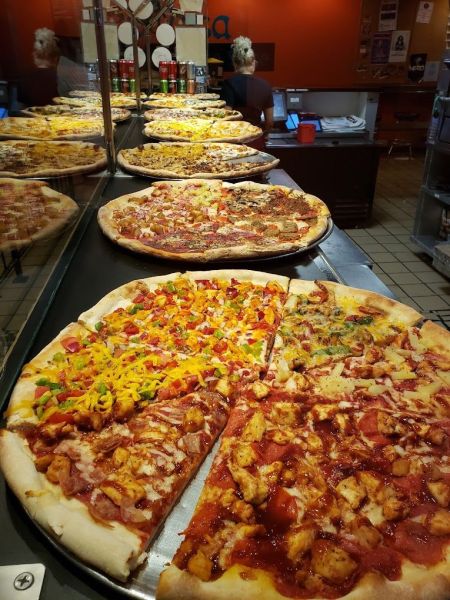 3. Mesa Pizza - Late Night Pizza Spot for College Crowds