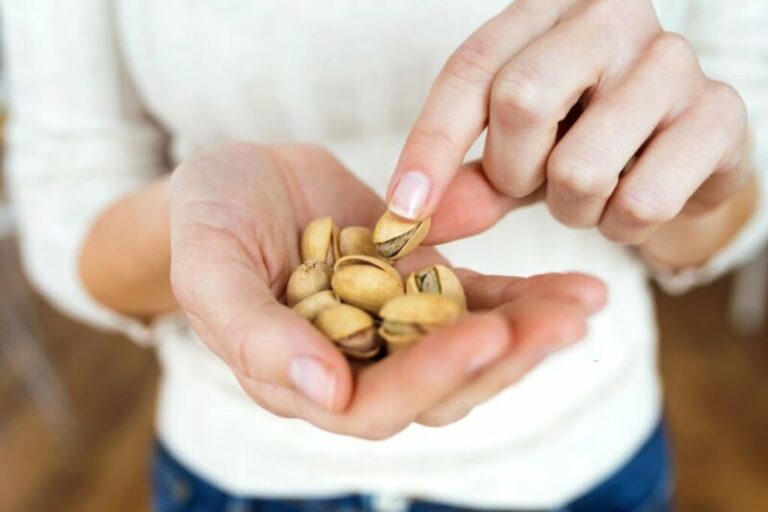 How to Keep Pistachios Fresh